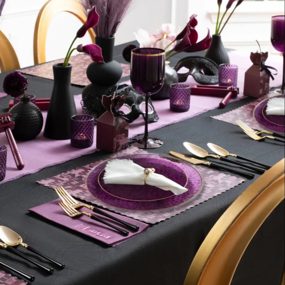 Partyware world — tableware, decorations and favours